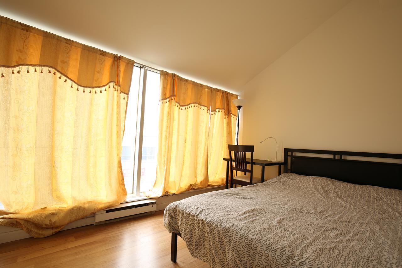 Toronto Chinatown Inn Extérieur photo